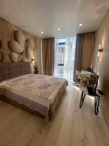 Дружби Народів вул., 14