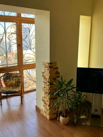 Проскурівська вул., 45