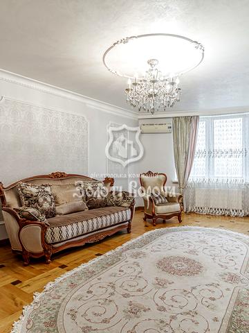 Валерія Лобановського просп., 150-Д