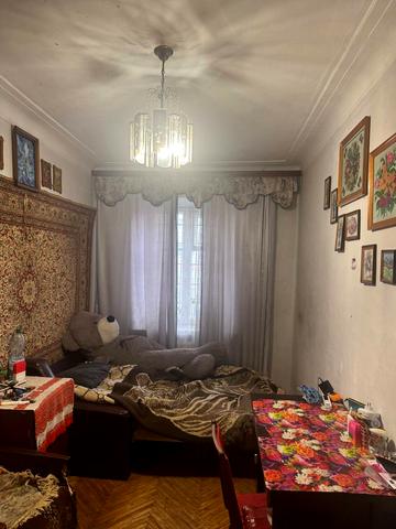 Вигода вул., 42