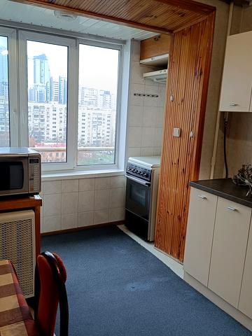 Велика Васильківська вул. (Червоноармійська), 124-А