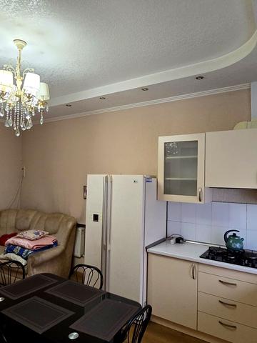 Прохоровська вул., 20