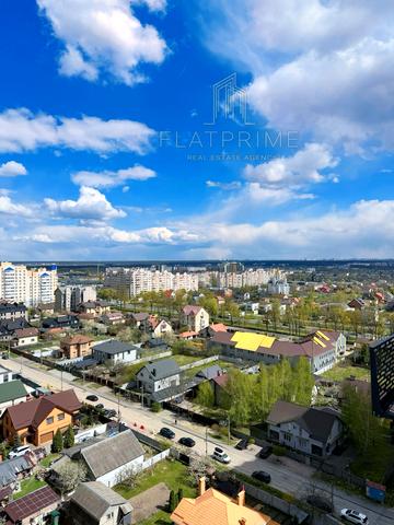Лесі Українки вул., 3
