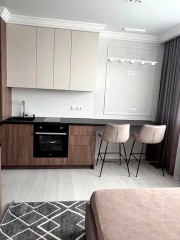 Юнацька вул., 6