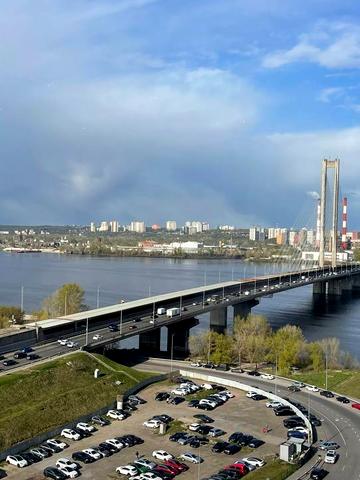 Зарічна вул., 1-В