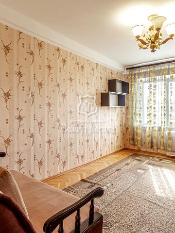 Кирилівська вул. (Фрунзе), 172
