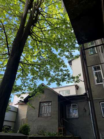Шпитальна вул., 7