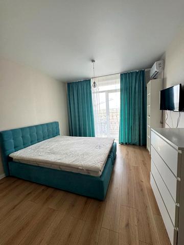 Західна вул., 14