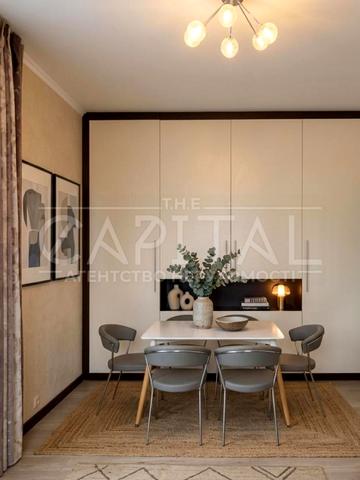 Заньковецької вул., 5/2