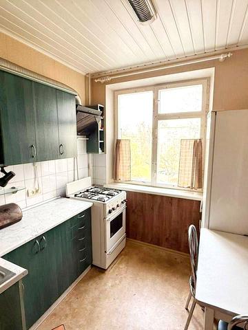 Романа Атаманюка вул., 33