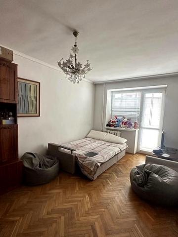 Володимира Великого вул. (Артема), 13