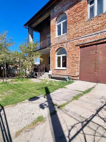 Чагарникова вул., 7