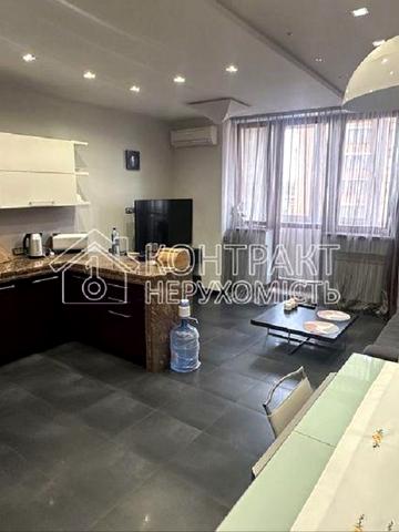 Отакара Яроша вул., 22
