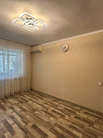 Варненська вул., 17/2