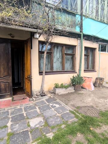 Михайлівська вул., 7