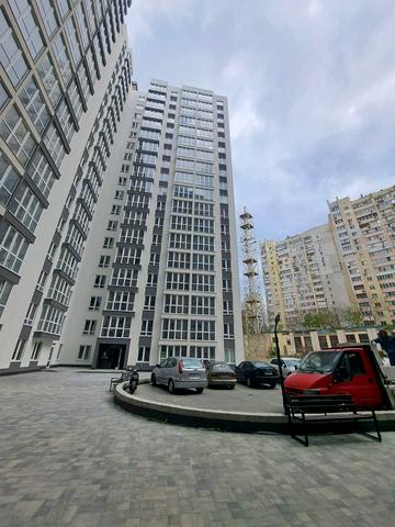 Ковалевського узвіз, 7