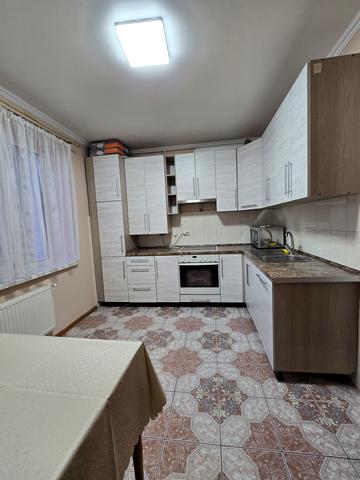 Вовчинецька вул., 124 к2