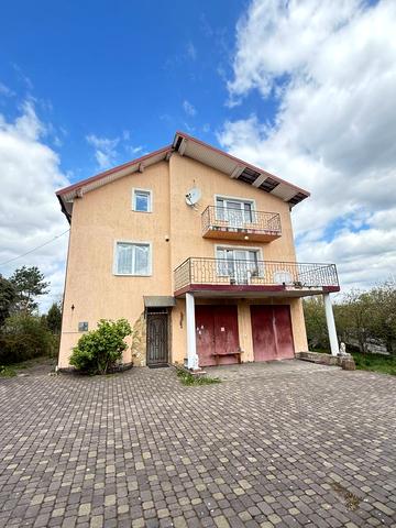 Зелена, 4