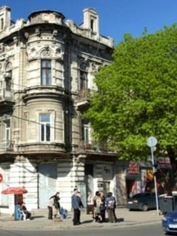 Святослава Караванського вул. (Жуковського), 36