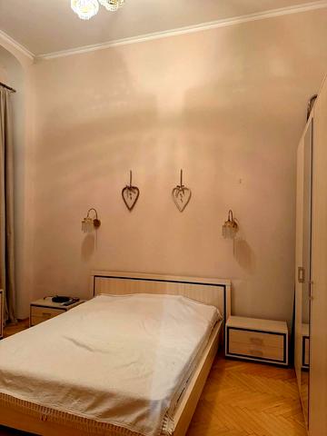 Антоновича вул. (Горького), 10