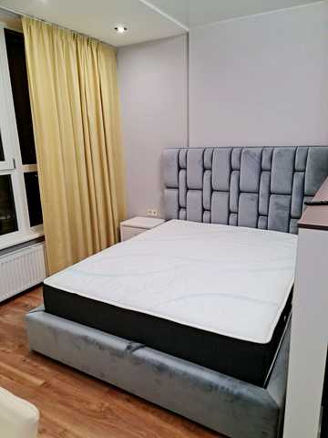 Петропавлівська вул., (Будинок)