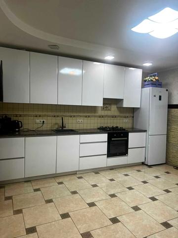 Кричевського вул., 30