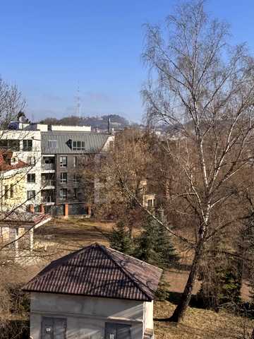 Стрийська вул., 18