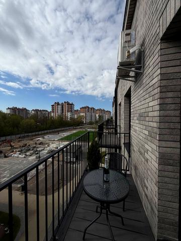 24 Серпня вул., 7