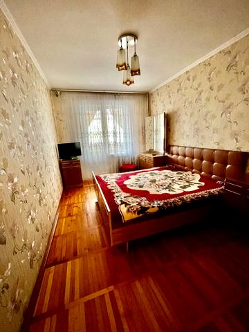 Незалежності вул. (Титова), 22