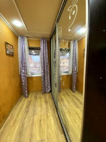 Чоботарська вул., 42