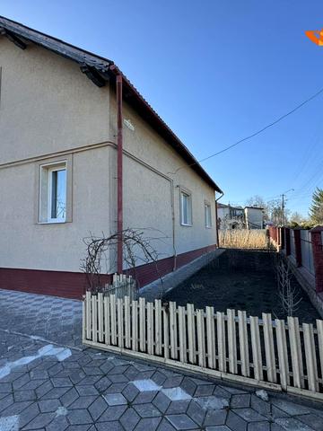 Грушевського вул.