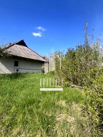 Горіхова, 12