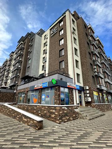 Чехова вул., (Будинок 13)