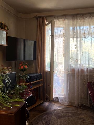 Морозна вул., 37