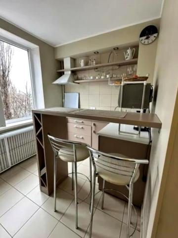 Дмитра Коцюбайла вул. (Державінська), 2б