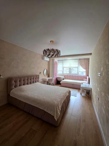 Тараса Шевченка бульв., 38