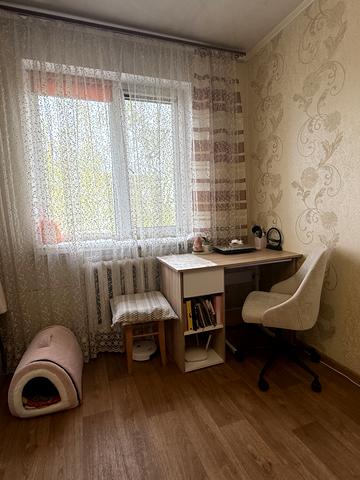 Київська вул., 49