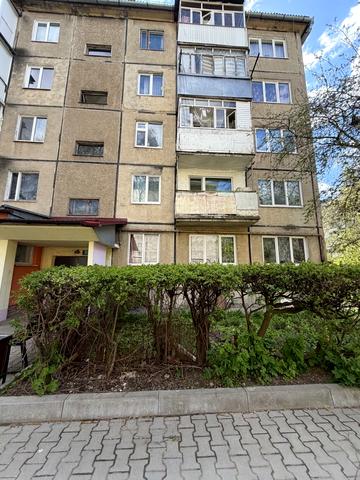 Олександра Довженка вул., 3а