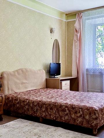 Шота Руставелі вул., 25