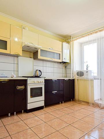 Степана Бандери просп., 11-Б