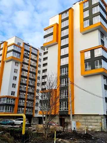 Старокостянтинівське шосе, 20/8