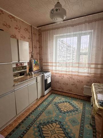 Сержа Лифаря вул. (Олександра Сабурова), 5