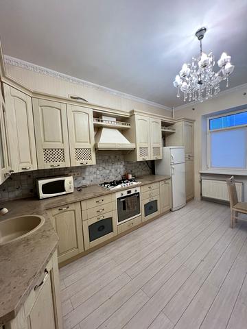 Доктора Самойловича вул., 8-А