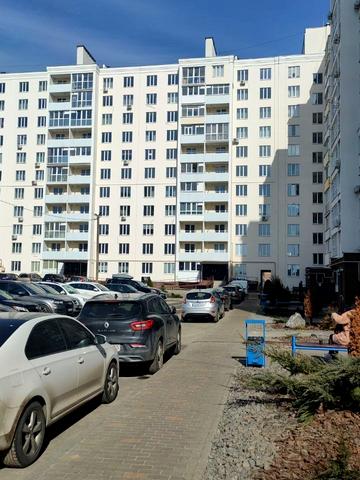 Незалежності вул., 21
