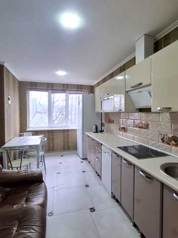 Петра Сагайдачного вул., 14 А