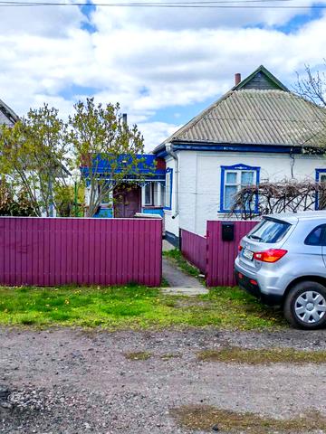 Патріотів, 16