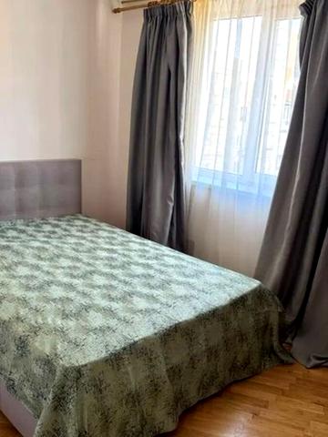 Володимира Івасюка просп. (Героїв Сталінграду), 42