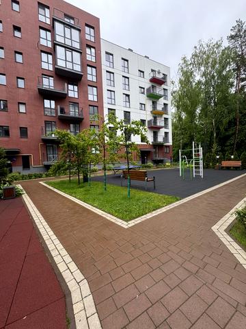 Тараса Шевченка вул., (Будинок 2)