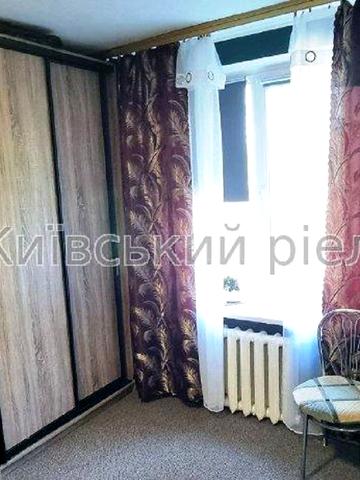 Павла Тичини просп., 5/1