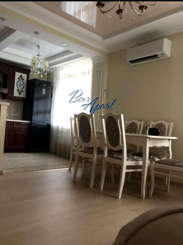 Миколи Голего вул. (Лебедєва-Кумача), 5